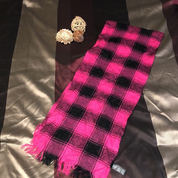 Hot Pink Scarf *FREE with purchase - Picture 2 of 2